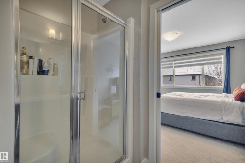 17626 61A Street, Edmonton, AB - Indoor Photo Showing Bathroom