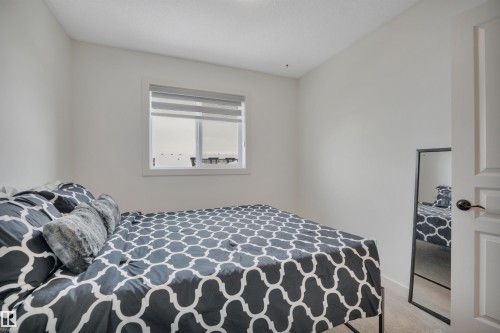 17626 61A Street, Edmonton, AB - Indoor Photo Showing Bedroom