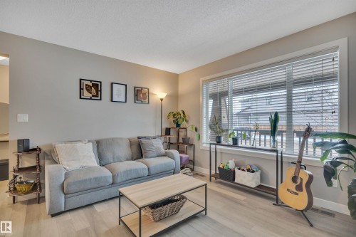 17626 61A Street, Edmonton, AB - Indoor Photo Showing Living Room