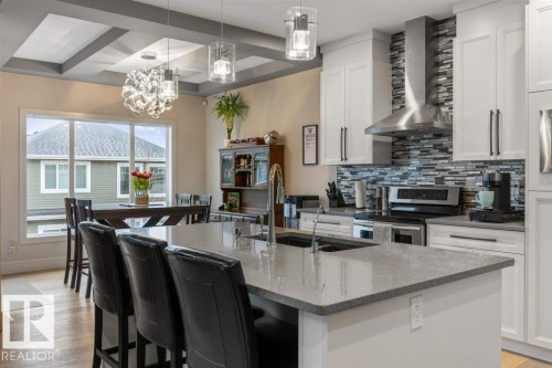 3632 Hummingbird Way, Edmonton, AB - Indoor Photo Showing Kitchen With Upgraded Kitchen