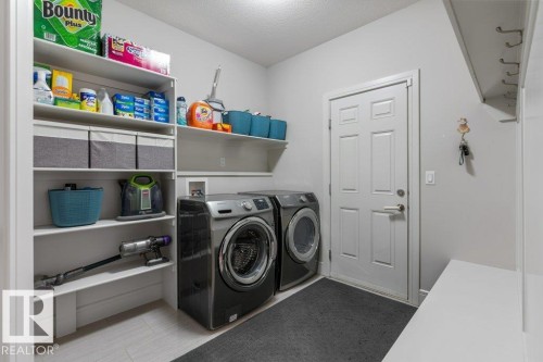 3632 Hummingbird Way, Edmonton, AB - Indoor Photo Showing Laundry Room