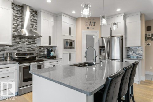 3632 Hummingbird Way, Edmonton, AB - Indoor Photo Showing Kitchen With Stainless Steel Kitchen With Double Sink With Upgraded Kitchen