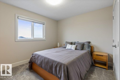 3632 Hummingbird Way, Edmonton, AB - Indoor Photo Showing Bedroom