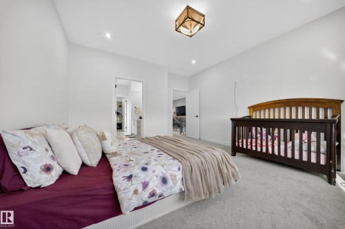 16527 3 Street, Edmonton, AB - Indoor Photo Showing Bedroom
