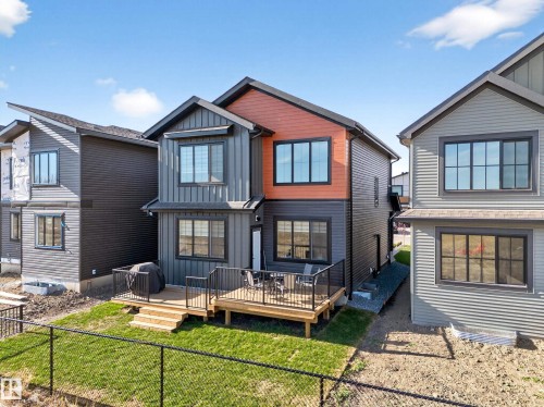 16527 3 Street, Edmonton, AB - Outdoor