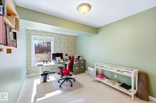 Can be ued as a den. - 105 8811 106A Avenue, Edmonton, AB - Indoor Photo Showing Office