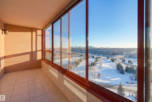 1003 12319 Jasper Avenue, Edmonton, AB - Indoor Photo Showing Other Room