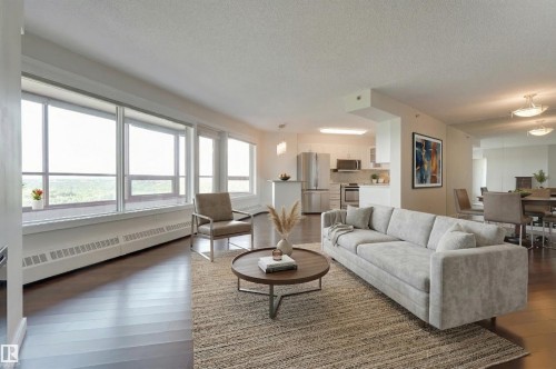 1003 12319 Jasper Avenue, Edmonton, AB - Indoor Photo Showing Living Room