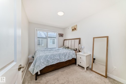 170 804 Welsh Drive, Edmonton, AB - Indoor Photo Showing Bedroom