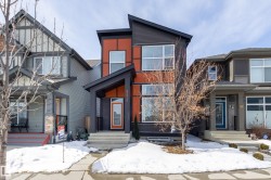 9376 224 Street  Edmonton, AB T5T 7K3