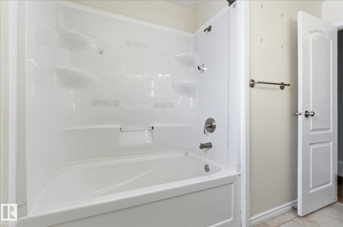 4326 49 Ave, St. Paul Town, AB - Indoor Photo Showing Bathroom