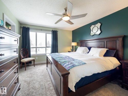 13035 132 Avenue, Edmonton, AB - Indoor Photo Showing Bedroom