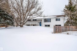 5803 53 Avenue  Cold Lake, AB T9M 1C8