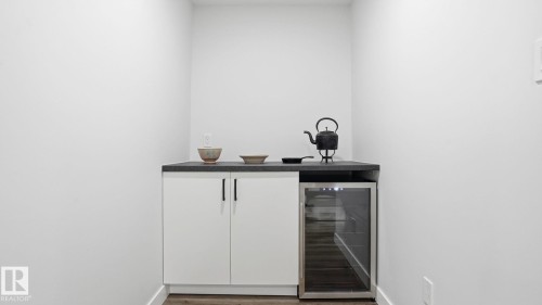 4112 171 Avenue, Edmonton, AB - Indoor Photo Showing Other Room
