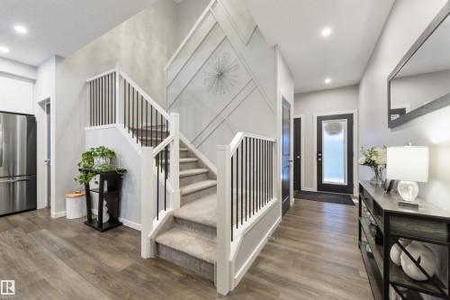 27 Prospect Place, Spruce Grove, AB - Indoor Photo Showing Other Room