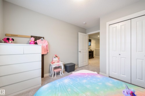27 Prospect Place, Spruce Grove, AB - Indoor Photo Showing Bedroom