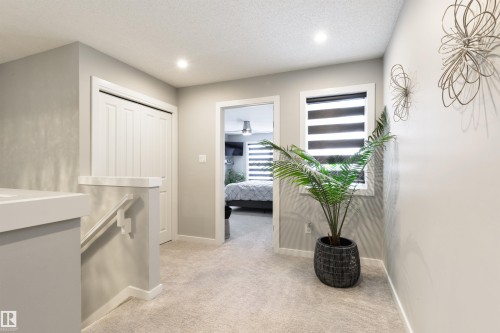 27 Prospect Place, Spruce Grove, AB - Indoor Photo Showing Other Room