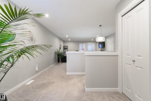 27 Prospect Place, Spruce Grove, AB - Indoor Photo Showing Other Room