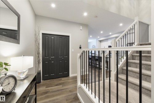 27 Prospect Place, Spruce Grove, AB - Indoor Photo Showing Other Room