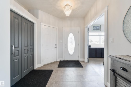 46 Longview Crescent, Spruce Grove, AB - Indoor Photo Showing Other Room