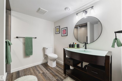 46 Longview Crescent, Spruce Grove, AB - Indoor Photo Showing Bathroom