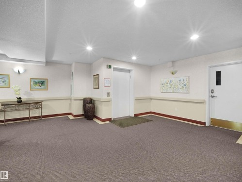 103 6703 172 Street, Edmonton, AB - Indoor