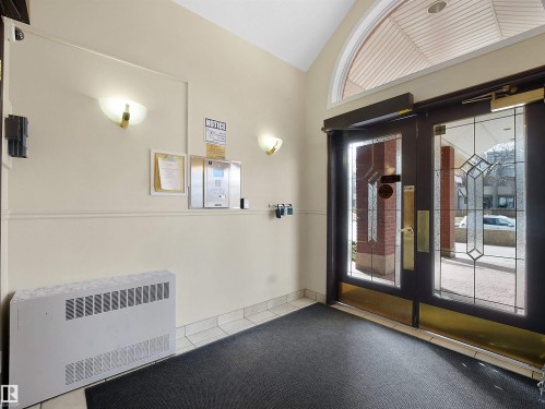 103 6703 172 Street, Edmonton, AB - Indoor Photo Showing Other Room