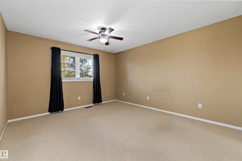 123 215 Blackburn Drive E, Edmonton, AB - Indoor Photo Showing Other Room