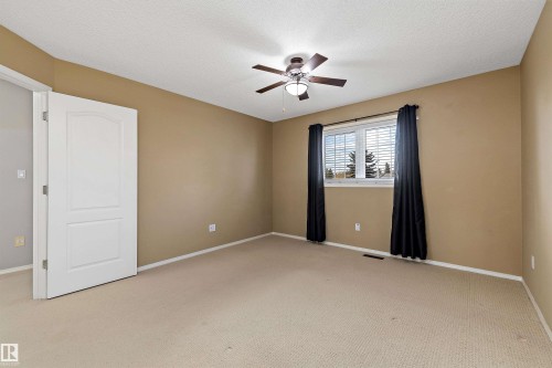 123 215 Blackburn Drive E, Edmonton, AB - Indoor Photo Showing Other Room