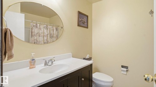 29 Mcnabb Crescent, Stony Plain, AB - Indoor Photo Showing Bathroom