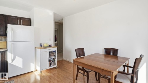 29 Mcnabb Crescent, Stony Plain, AB - Indoor Photo Showing Dining Room