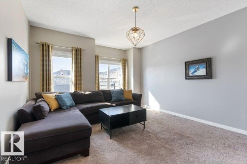 26 3710 Allan Drive, Edmonton, AB - Indoor Photo Showing Living Room