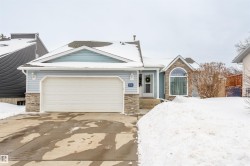 208 20A Street Cold Lake, AB T9M 1G3