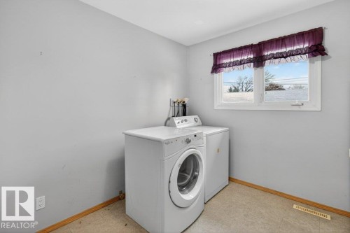 5216 89 Avenue, Edmonton, AB - Indoor Photo Showing Laundry Room