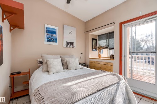 4426 53 Avenue, Leduc, AB - Indoor Photo Showing Bedroom
