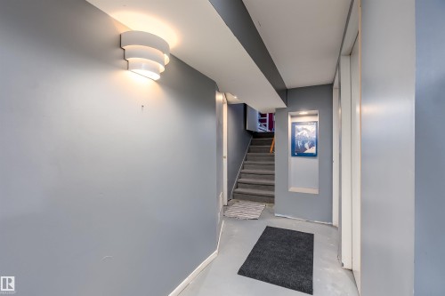 4426 53 Avenue, Leduc, AB - Indoor Photo Showing Other Room