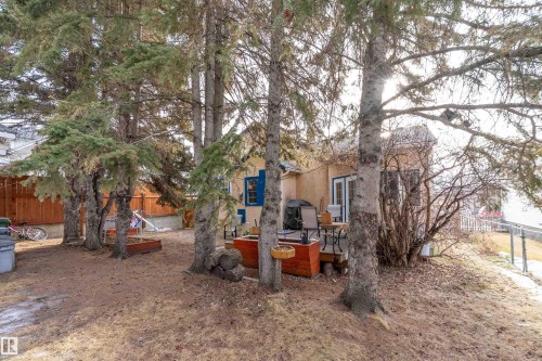 4426 53 Avenue, Leduc, AB - Outdoor