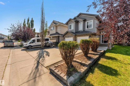 1920 69 St., Edmonton, AB - Outdoor With Facade