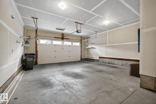 3419 Chickadee Drive, Edmonton, AB - Indoor Photo Showing Garage