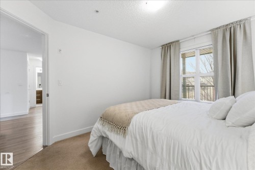 316 667 Watt Boulevard, Edmonton, AB - Indoor Photo Showing Bedroom