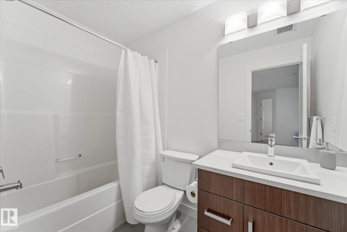 316 667 Watt Boulevard, Edmonton, AB - Indoor Photo Showing Bathroom