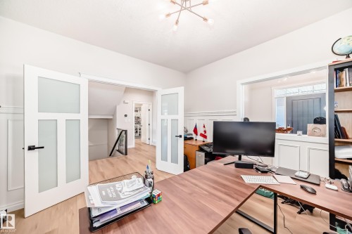 3230 Whitelaw Drive Nw, Edmonton, AB - Indoor Photo Showing Office