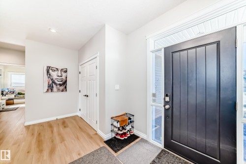 3230 Whitelaw Drive Nw, Edmonton, AB - Indoor Photo Showing Other Room