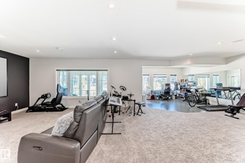 3230 Whitelaw Drive Nw, Edmonton, AB - Indoor Photo Showing Gym Room