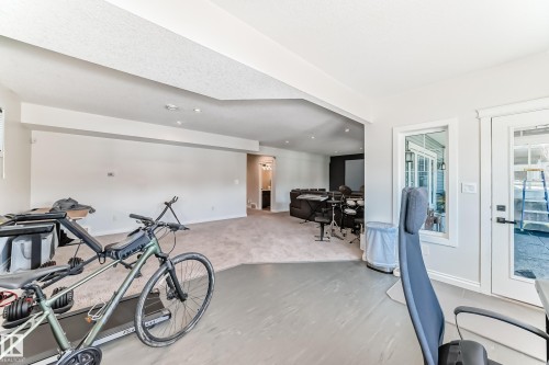 3230 Whitelaw Drive Nw, Edmonton, AB - Indoor