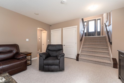 4206 Triomphe Point(E), Beaumont, AB - Indoor