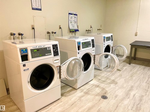 320 8604 Gateway Boulevard, Edmonton, AB - Indoor Photo Showing Laundry Room