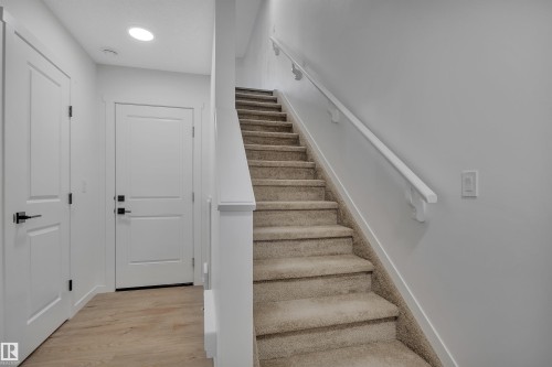 79 50 Mclaughlin Drive, Spruce Grove, AB - Indoor Photo Showing Other Room