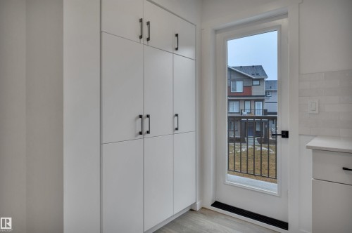 79 50 Mclaughlin Drive, Spruce Grove, AB - Indoor Photo Showing Other Room