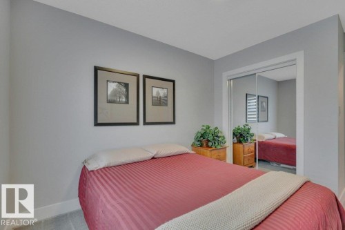 58 230 Edgemont Road, Edmonton, AB - Indoor Photo Showing Bedroom